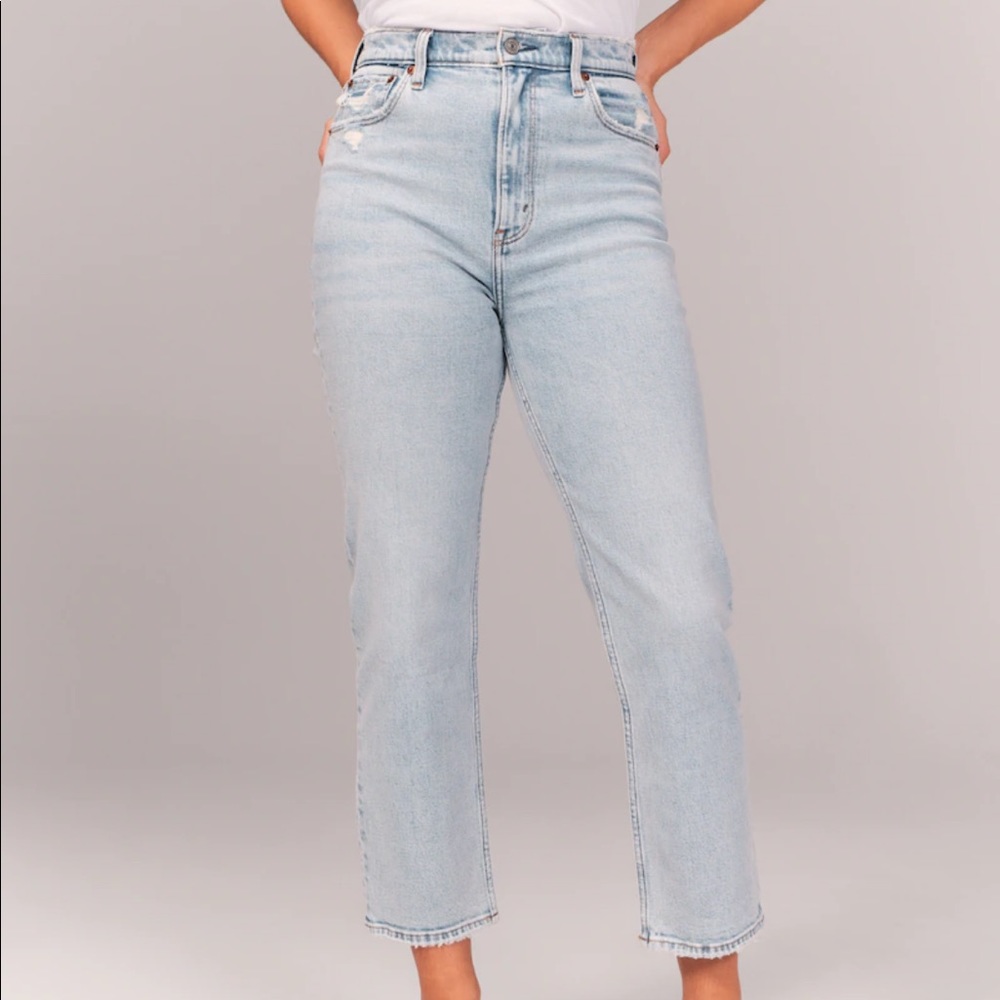 Abercrombie ultra high rise ankle straight jeans